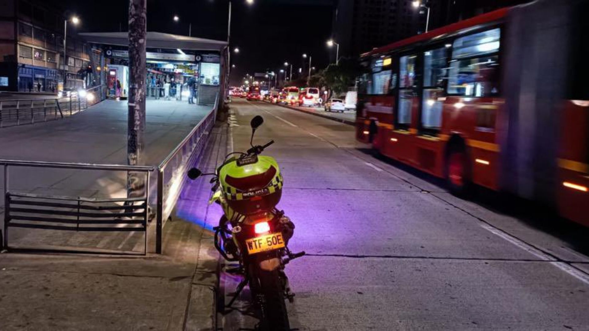 Imagen de archivo referencial. Rodrigo Lara aseguró que no construirá más troncales de TransMilenio - crédito @TransMilenio/X