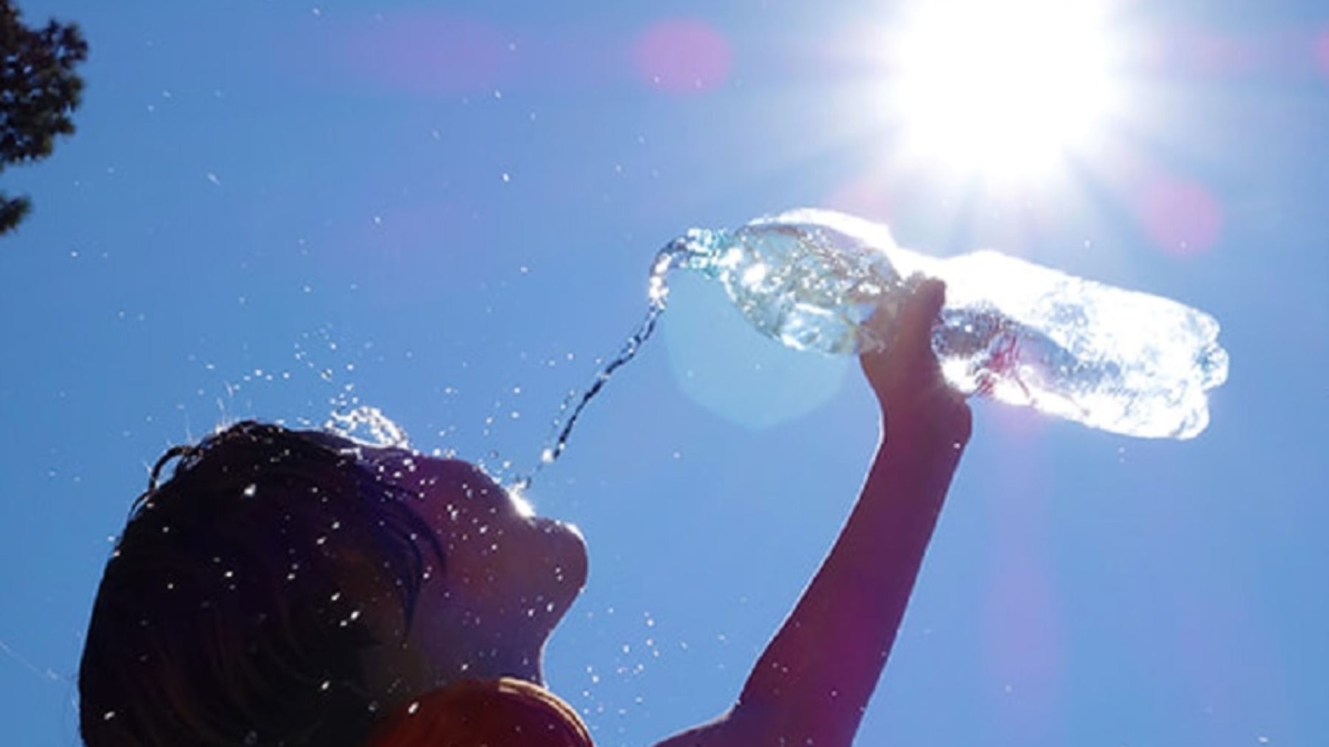 El anticiclón del sur provocó un descenso en la sensación térmica en la costa peruana, aunque las temperaturas que se presentaron fueron más elevados de lo normal  - crédito Andina