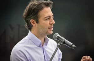 En medio de investigaciones, Quintero disputa la candidatura del Pacto Histórico