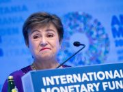 FMI: economía mundial resiste, pero crecen alertas