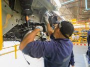 Manufacturas y electricidad siguen jalonando la producción industrial
