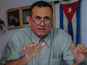 Disidente cubano José D. Ferrer disfruta de libertad, pero en el exilio