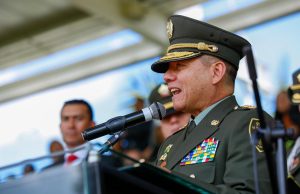 Se estudia reintegrar a generales y otros altos oficiales: Rincón