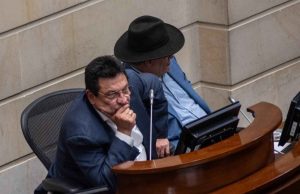 Debate a reforma a la salud sigue trabado por el aval fiscal gaseoso