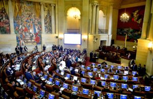Crece oposición a proyecto de reforma tributaria del Gobierno Petro