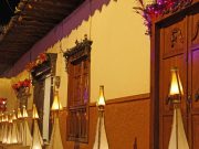 El pueblo cafetero de Colombia que enamora con sus balcones: no es Salento ni Jardín