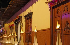 El pueblo cafetero de Colombia que enamora con sus balcones: no es Salento ni Jardín