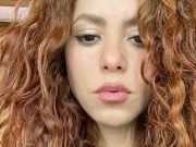 Shakira celebrará los aniversarios de Pies Descalzos y Fijación Oral con un regalo especial para sus fans