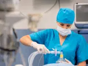 Algoritmos de IA podrían prevenir riesgos en anestesia infantil hasta un minuto antes que los sistemas actuales