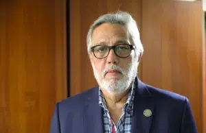 Presidente de la Asociación Colombiana de Sociedades Científicas defiende ponencia alternativa de la reforma a la salud y pide al ministro revisarla