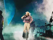 Una multitud levantó a Mike Shinoda en el regreso de Linkin Park a Bogotá, donde Emily Armstrong y su voz eléctrica fueron protagonistas