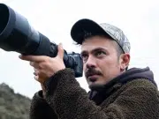 Santiago Monroy García, el fotógrafo y biólogo colombiano que se subió al podio de la fotografía de naturaleza mundial por el retrato de un oso andino
