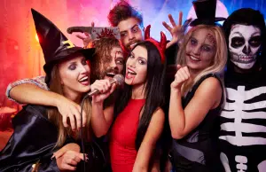 Disfraces sostenibles y estilo “second hand”: la tendencia que marca Halloween 2025