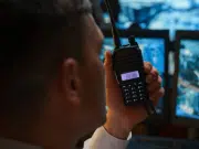 Radios digitales: ¿cómo se utilizan para enfrentar el aumento de la inseguridad en Bogotá?