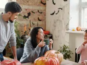 Cinco formas de celebrar Halloween alrededor del mundo (sin perder el encanto local)