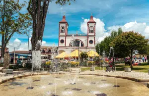 El pueblo frío a dos horas de Medellín, paraíso del senderismo, que está de moda