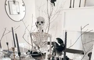 Halloween 2025: ni brujas ni calabazas, la tendencia gótica de moda para la decoración