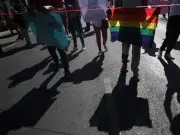 Iglesia católica italiana pide acabar con la homofobia y promueve inclusión LGBTQ en nuevo documento sinodal