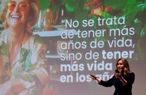 El Club Plateado, un espacio de acompañamiento, bienestar y propósito para los mayores de 50