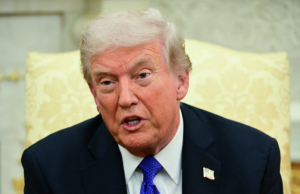 Trump suspendió financiación a Colombia y calificó a Petro como un “maleante”