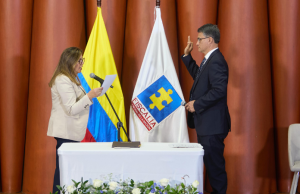 Ariel Emilio Cortés asume como director de Medicina Legal