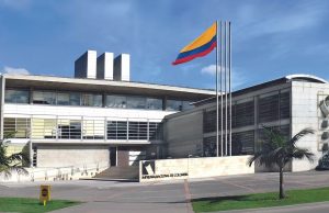 Cargos a Andrés Chaves, exgerente de la Imprenta, por contrato de cédulas