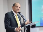 Luis Alberto Martínez, nuevo superintendente de Salud