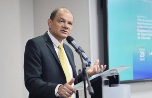 Luis Alberto Martínez, nuevo superintendente de Salud