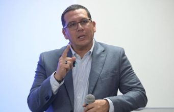 Giovanny Rubiano renunció a su cargo como Superintendente de Salud
