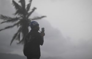 Jamaica teme destrucción al acercarse el gigantesco huracán Melissa