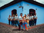 Cumbia, corazón y esperanza: el regalo musical de nuestros 35 años