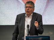 A 900.000 firmas llegó Mauricio Cárdenas en busca de su candidatura