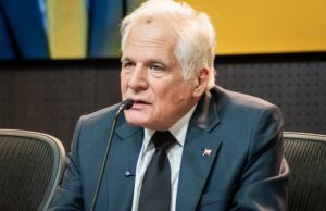 “Santos usted abrió la puerta al terror”: Miguel Uribe Londoño