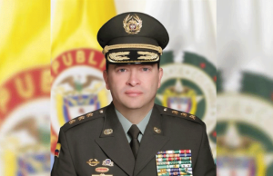 Petro confirma salida del director de la Policía, Carlos Triana