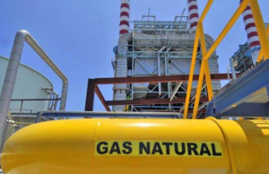Tras una semana, se normaliza la importación de gas natural en el país