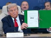 Trump y líderes árabes firman histórico acuerdo de paz Israel–Hamás