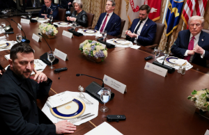 Es prematuro entregar misiles de largo alcance: Trump a Zelenski