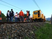 Metro: finalizó llenado de socavación y se instaló vía férrea