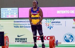Yenny Sinisterra, subcampeona mundial de levantamiento de pesas