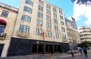 Abren investigación contra cuatro directivos de la Secretaría de Educación