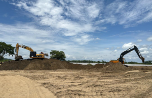 Reforzarán jarillón en Guaranda para mitigar inundaciones del río Cauca