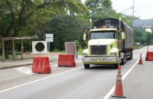 Piden al Gobierno plan concreto para intervenir vía al Llano