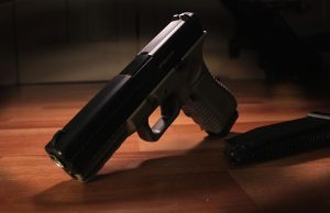 Suspenden permisos de porte de armas en Bogotá y Cundinamarca