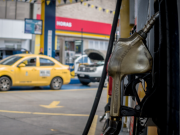 Este viernes incrementa $100 el precio de la gasolina en Colombia