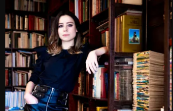 Escritora colombiana Vanessa Londoño gana un premio en Londres