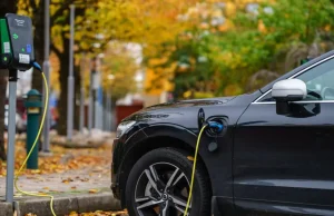 Ventas de vehículos totalmente eléctricos crecen 204 % en Colombia: sector seguros ya ofrece pólizas específicas para este tipo de automóviles