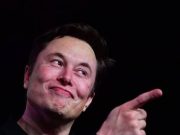 Tesla aprueba pagarle 1.000 millones de dólares a Elon Musk de salario: sería el primer ‘billonario’ del mundo