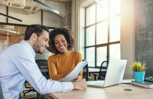 Manual para saber sobrellevar las relaciones amorosas en el trabajo