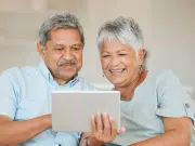 ¿Qué es la ceguera de banner y cómo afecta a las personas mayores?