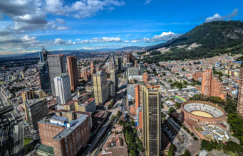Bogotá registra más de 35 millones de búsquedas en Airbnb en el primer semestre y se consolida como uno de los destinos más consultados de la región